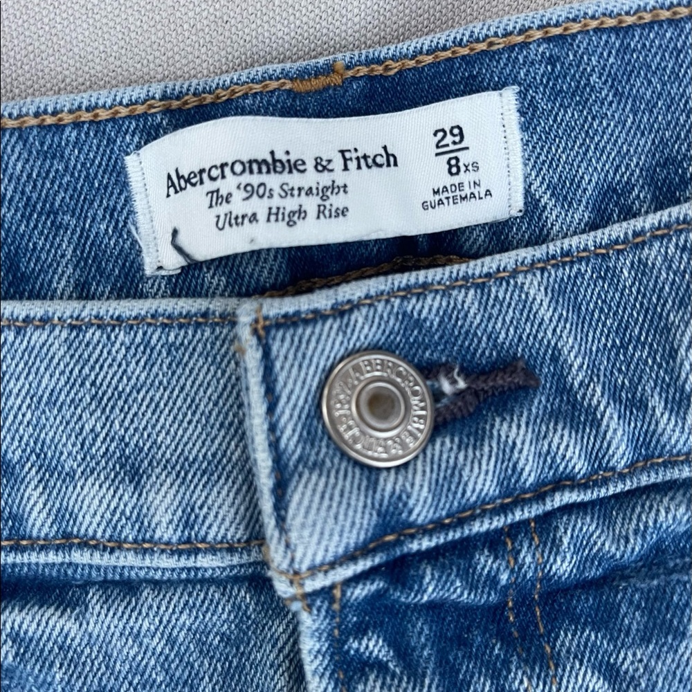 High wasted Abercrombie jeans